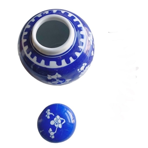 VINTAGE Chinese porcelain jar with lid - Picture 6 of 13